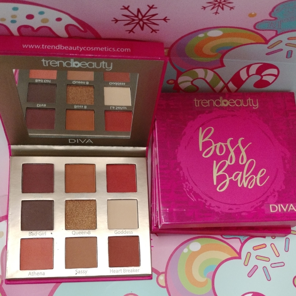 Beauty Creations Diva Boss Babe Eyeshadow Palette - Warm Neutrals & Copper